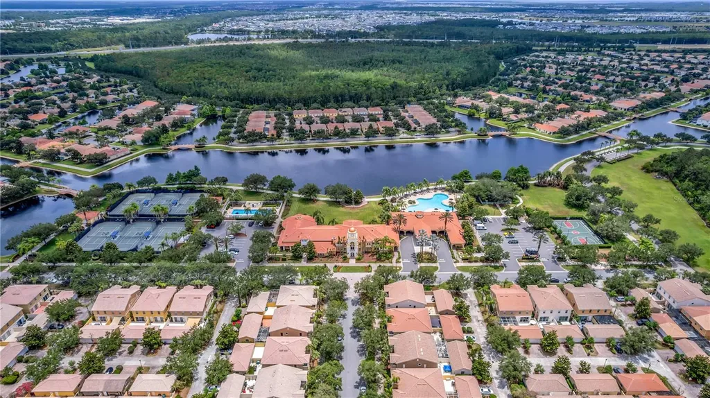 8418 Leatherleaf Lane Orlando FL 32827