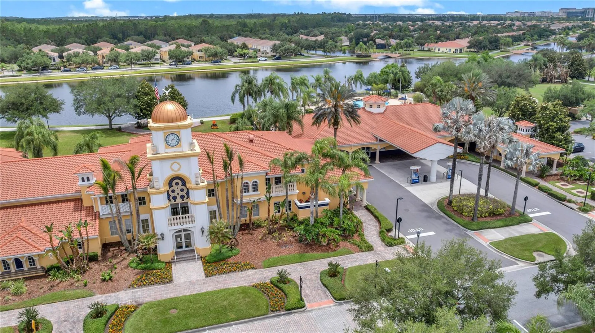8418 Leatherleaf Lane Orlando FL 32827