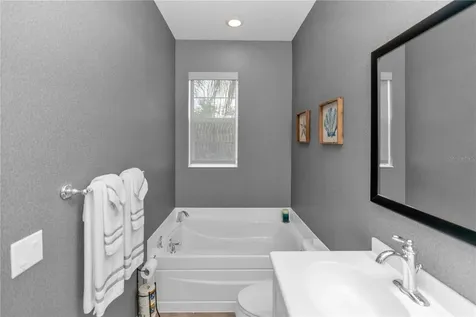 8418 Leatherleaf Lane Orlando FL 32827