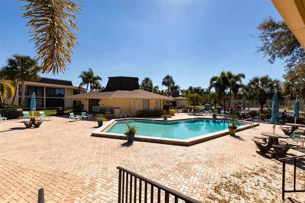 12300 Vonn Road Largo FL 33774