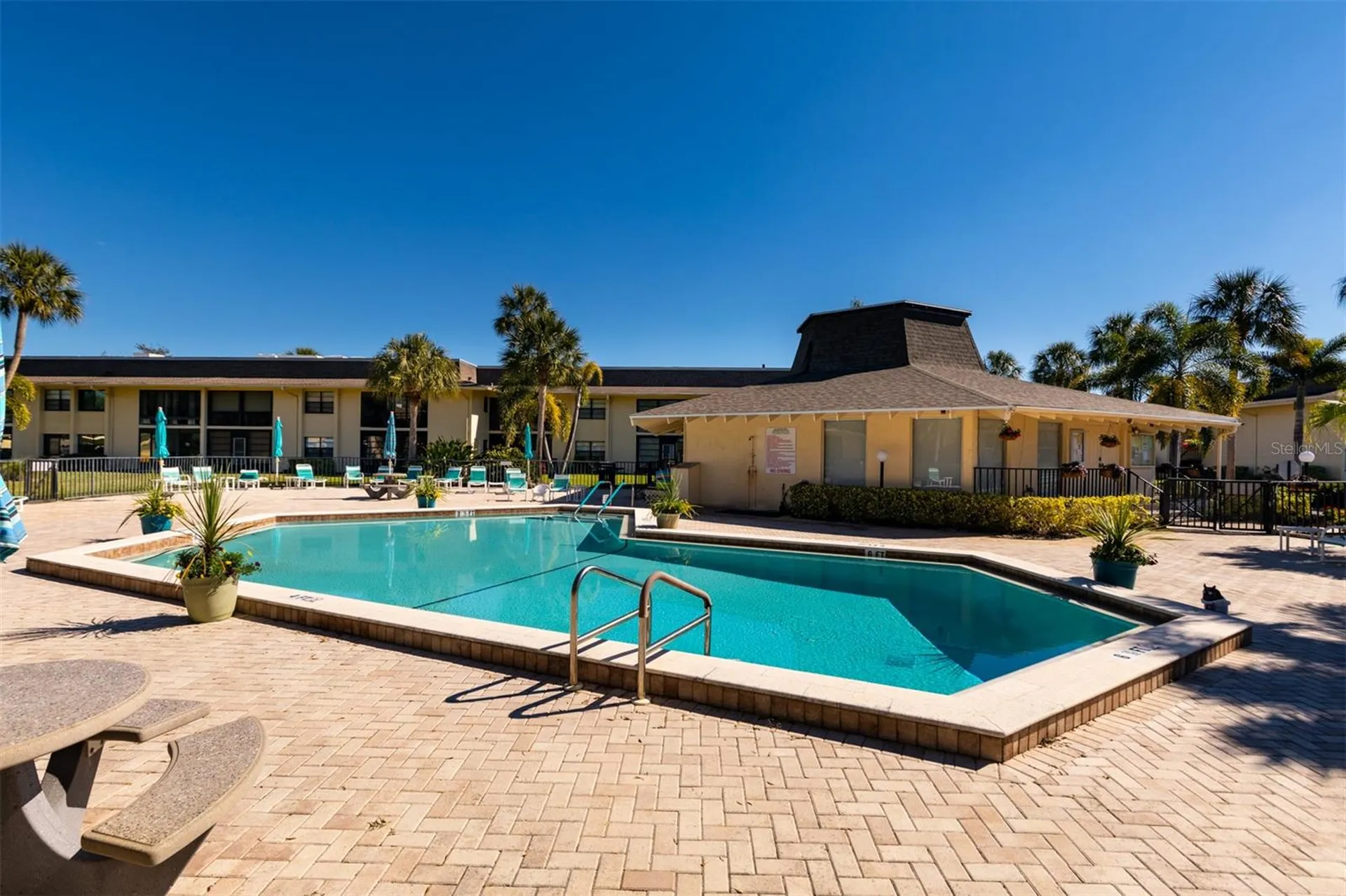 12300 Vonn Road Largo FL 33774