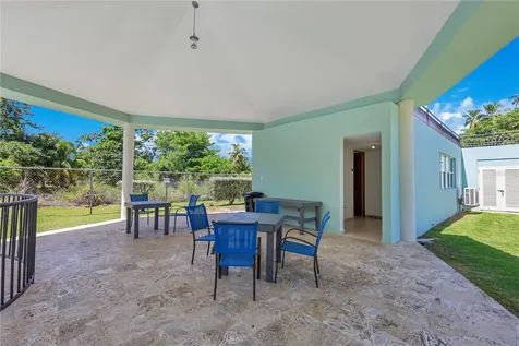 115 115 Rincon PR 00677