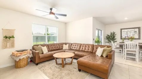 5208 Greenheart Avenue Mount Dora FL 32757