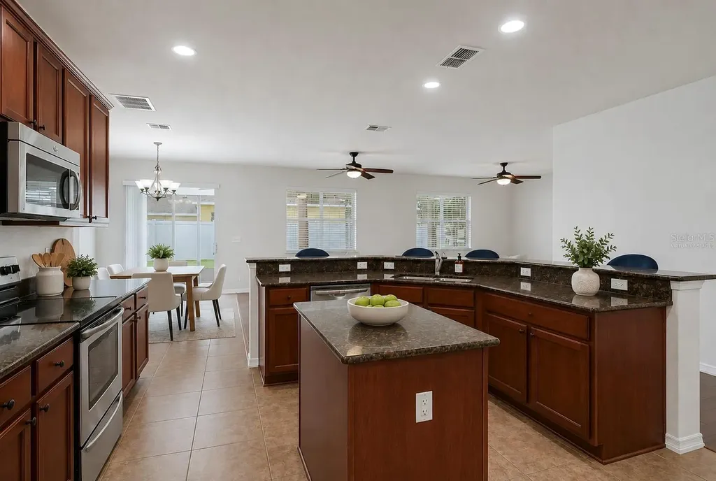 729 Meadow Glade Drive Winter Garden FL 34787