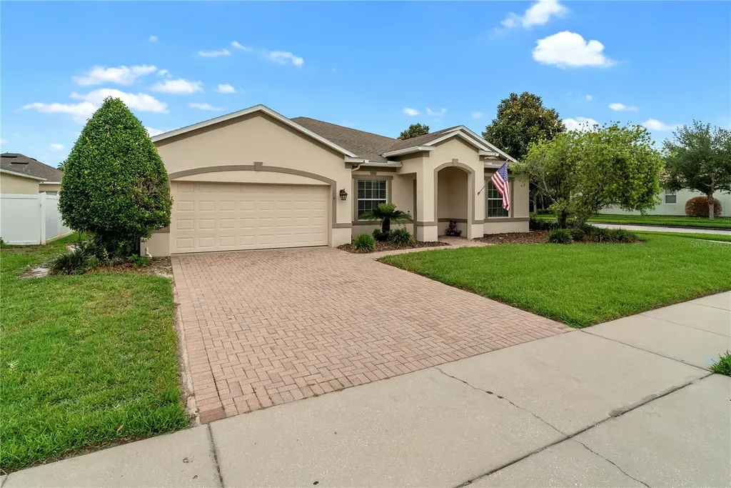 729 Meadow Glade Drive Winter Garden FL 34787