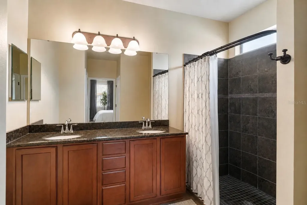 729 Meadow Glade Drive Winter Garden FL 34787