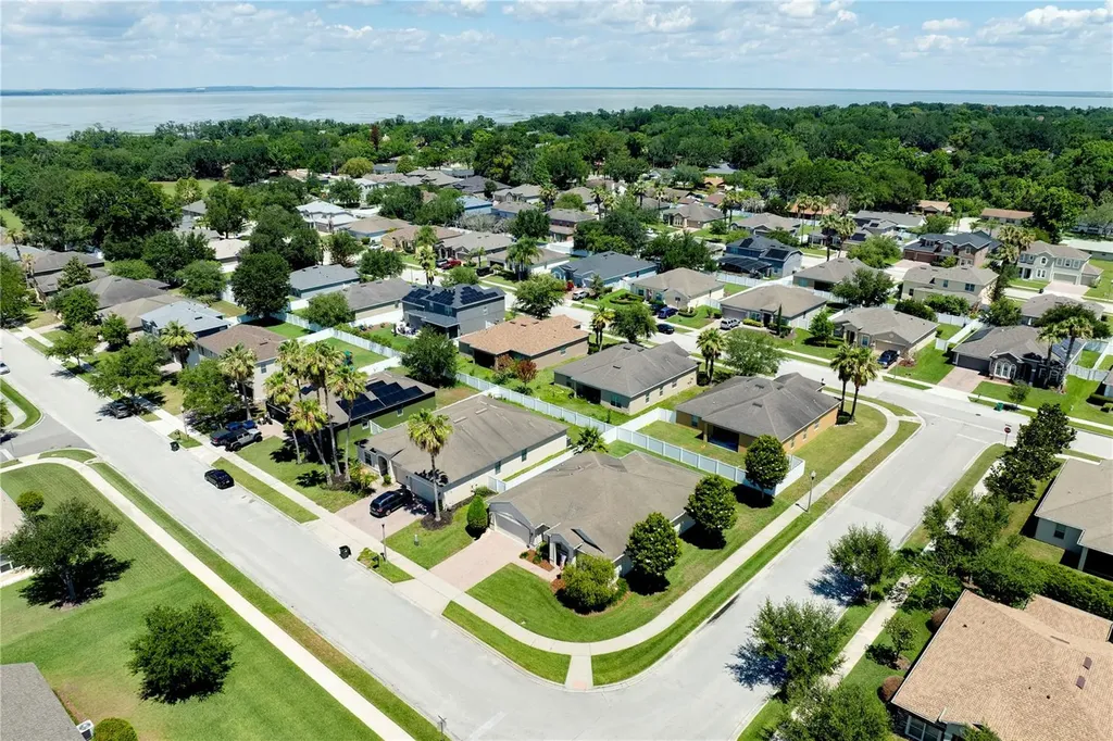 729 Meadow Glade Drive Winter Garden FL 34787