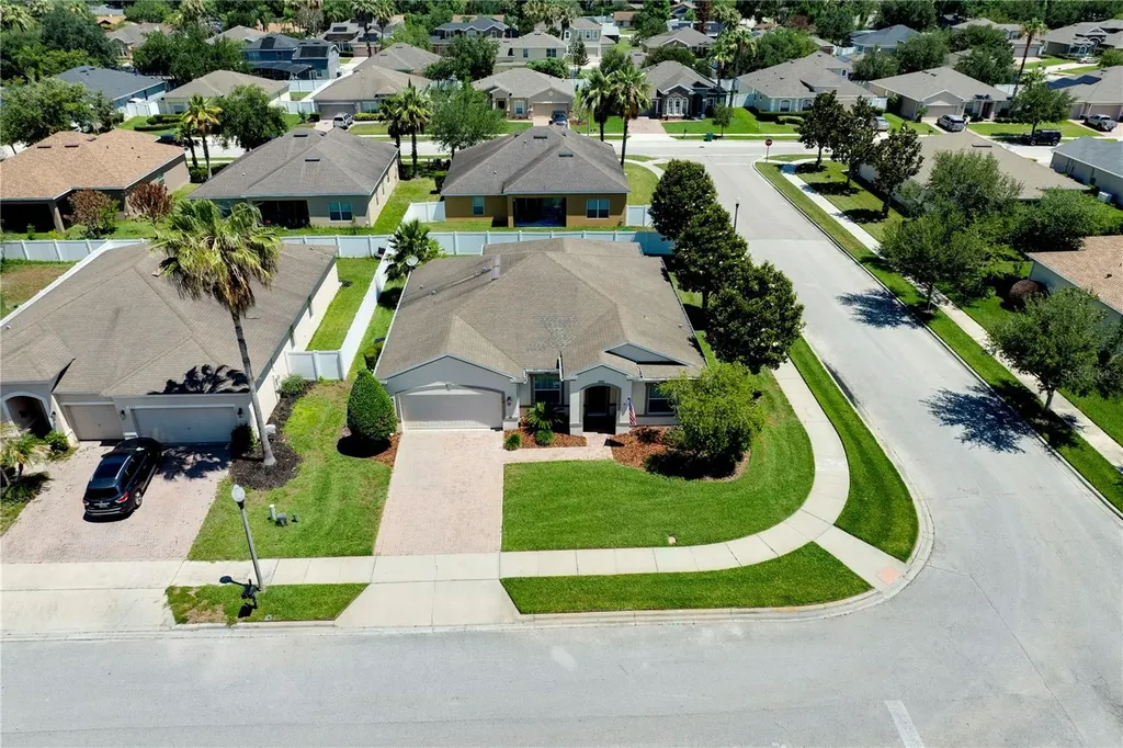 729 Meadow Glade Drive Winter Garden FL 34787