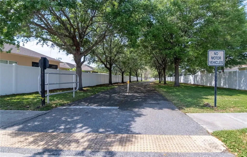 729 Meadow Glade Drive Winter Garden FL 34787