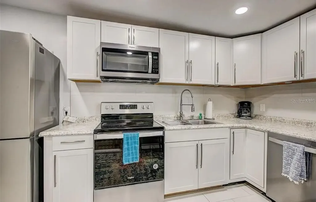 2606 1st Avenue S St Petersburg FL 33712
