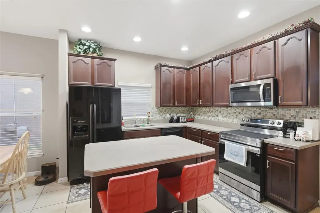 1676 Canoe Creek Falls Drive Orlando FL 32824