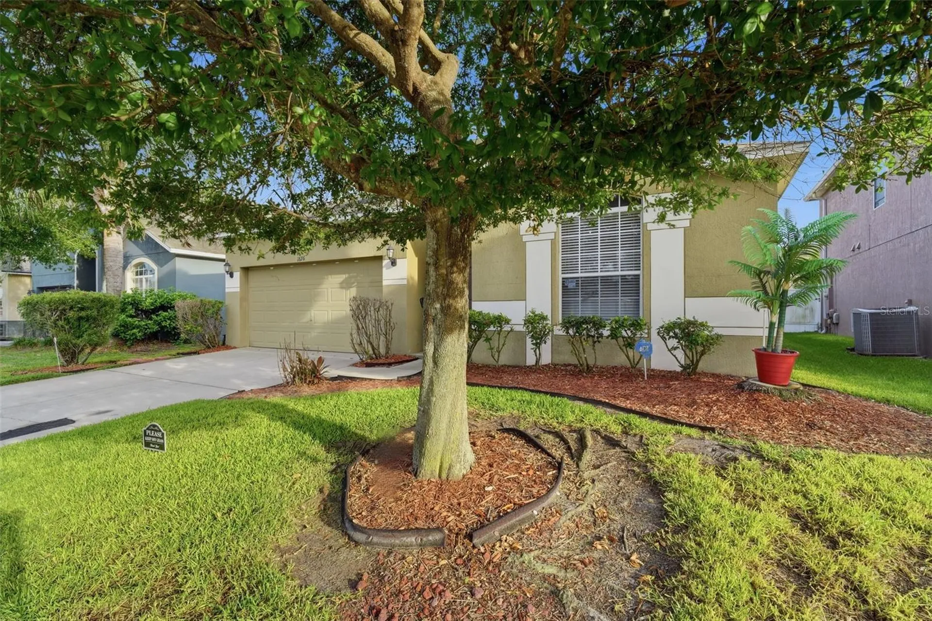 1676 Canoe Creek Falls Drive Orlando FL 32824