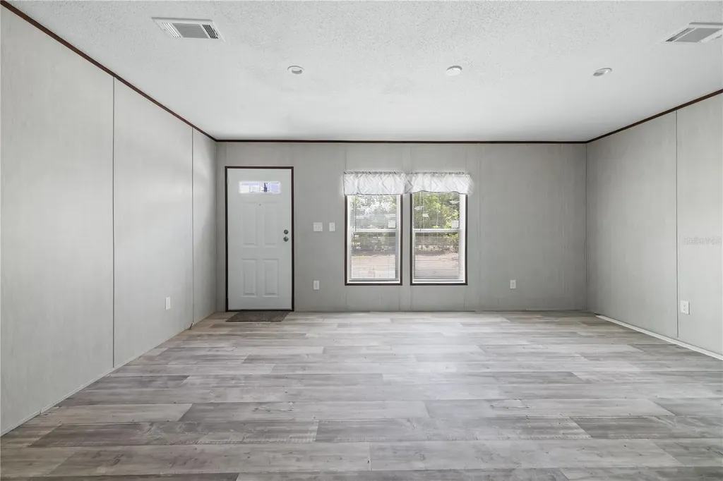 25031 Antler Street Christmas FL 32709