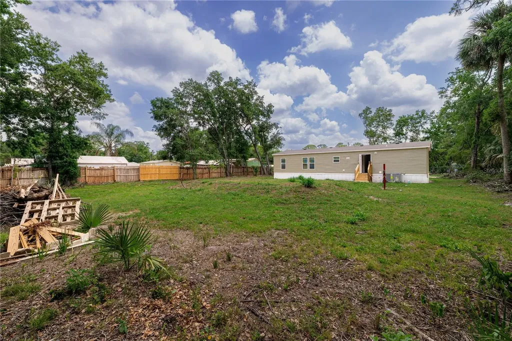 25031 Antler Street Christmas FL 32709