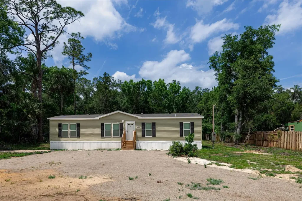 25031 Antler Street Christmas FL 32709