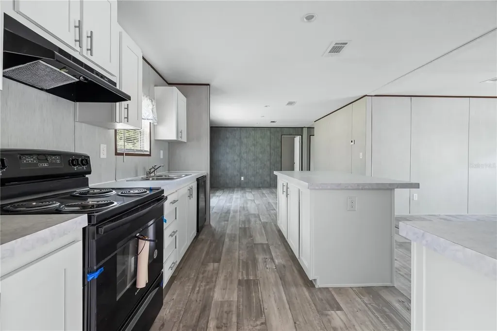 25031 Antler Street Christmas FL 32709