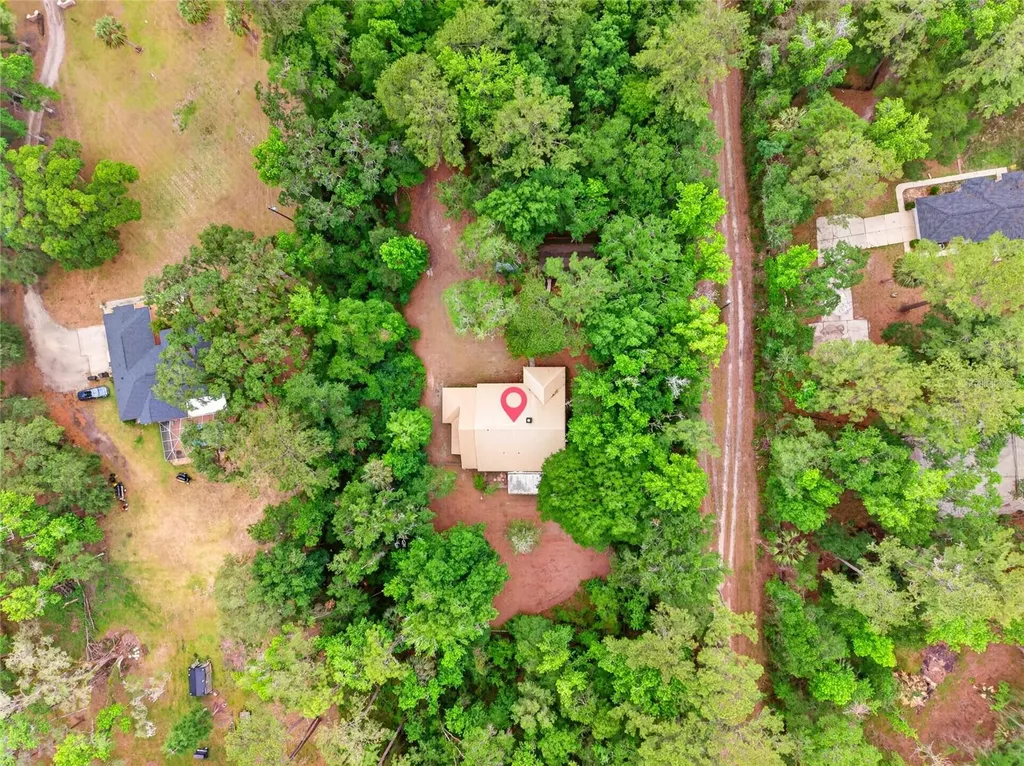 16555 N Highway 329 Reddick FL 32686