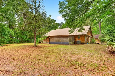 16555 N Highway 329 Reddick FL 32686