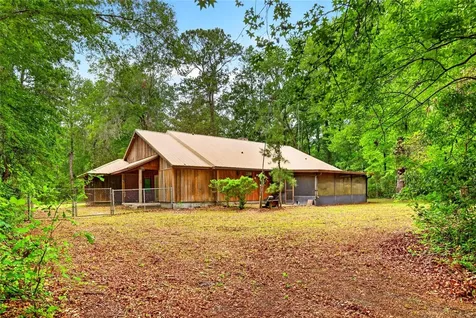 16555 N Highway 329 Reddick FL 32686