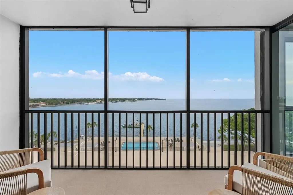 7100 Sunshine Skyway Lane S St Petersburg FL 33711