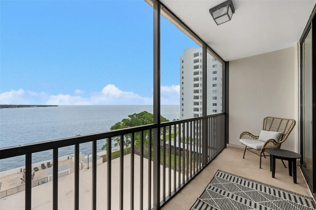 7100 Sunshine Skyway Lane S St Petersburg FL 33711