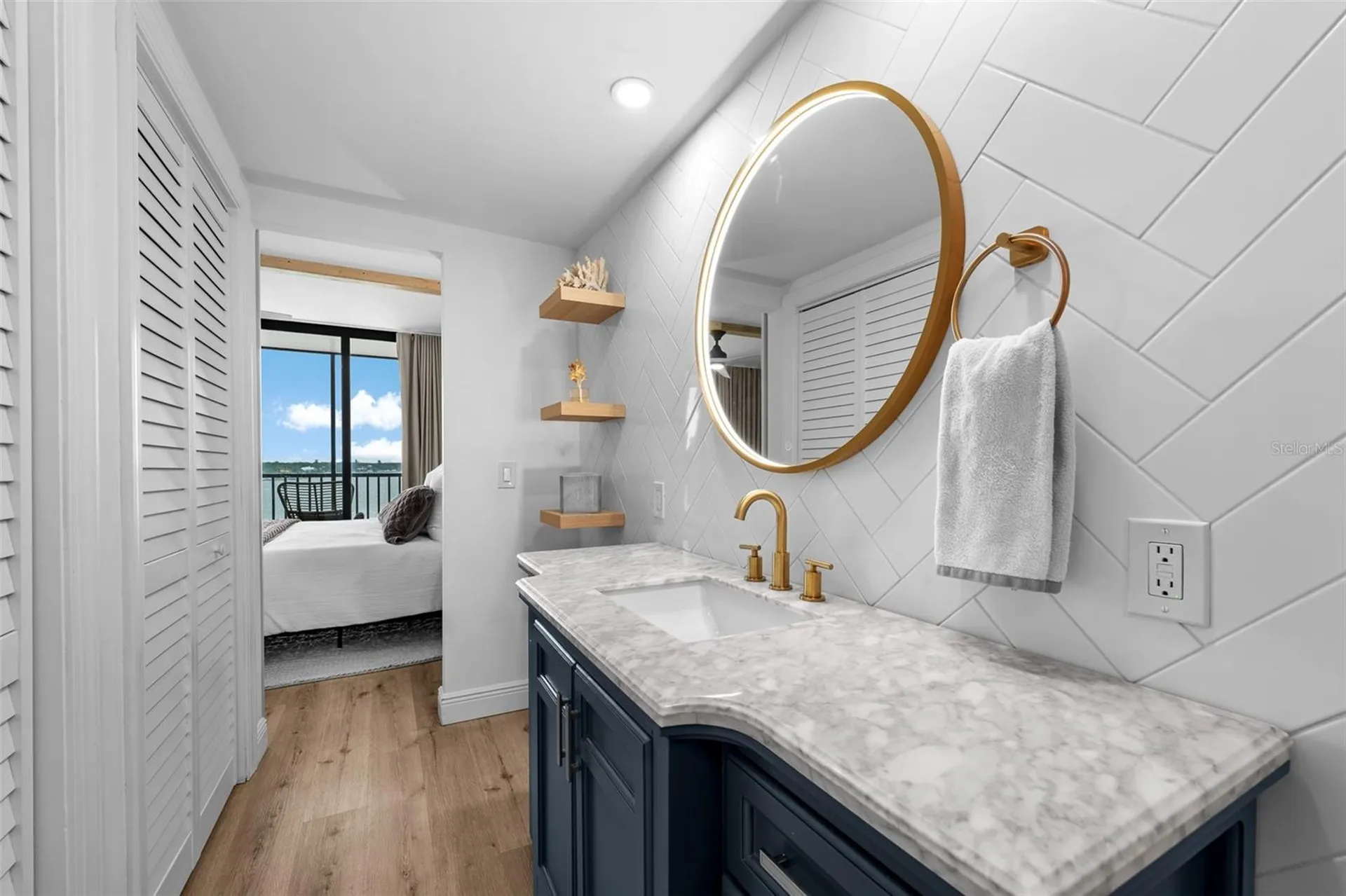 7100 Sunshine Skyway Lane S St Petersburg FL 33711