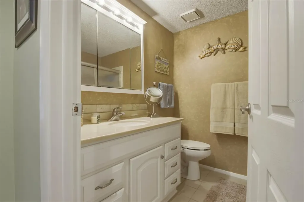 391 Walnut Court Palm Harbor FL 34683