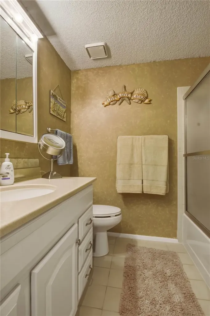 391 Walnut Court Palm Harbor FL 34683