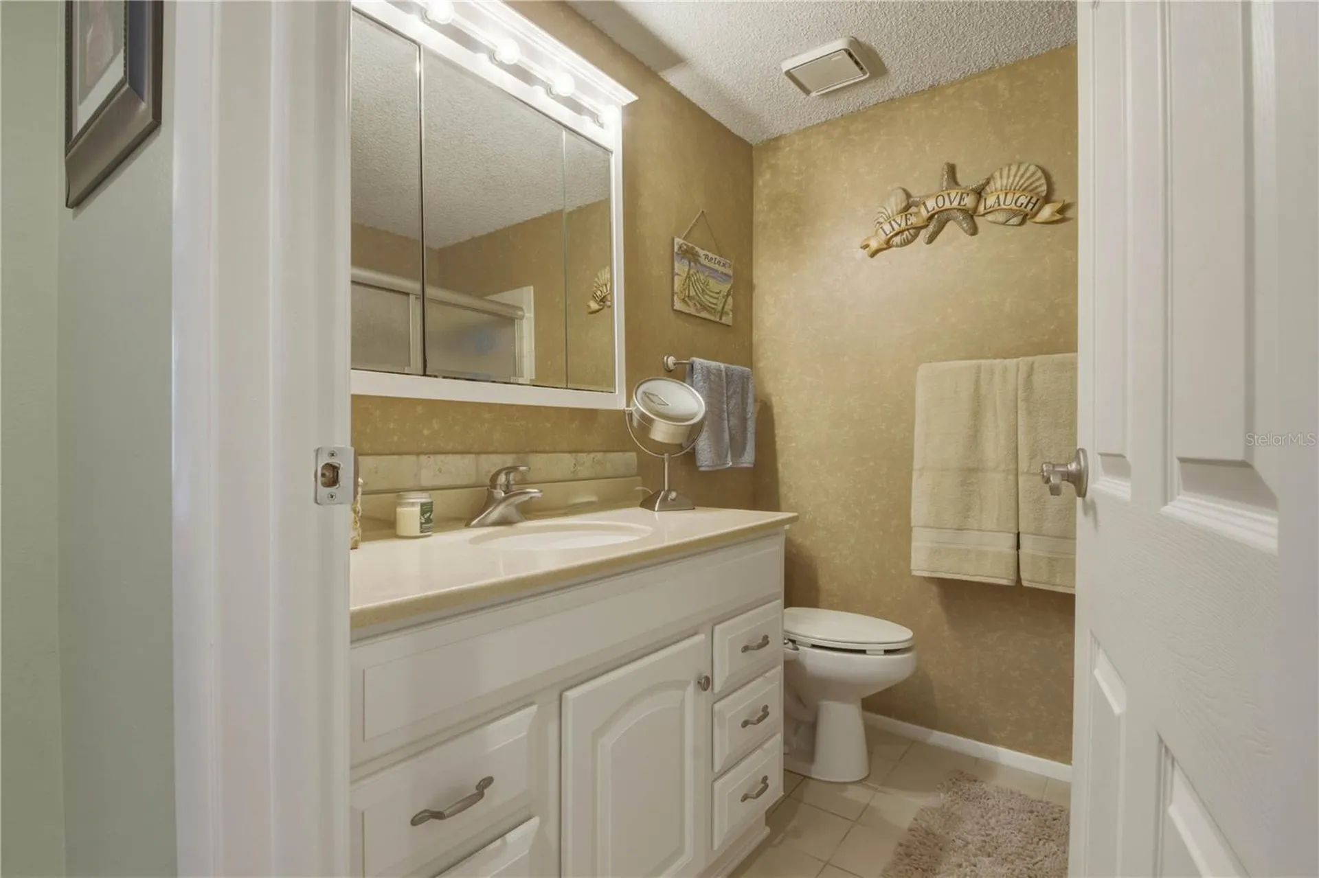 391 Walnut Court Palm Harbor FL 34683