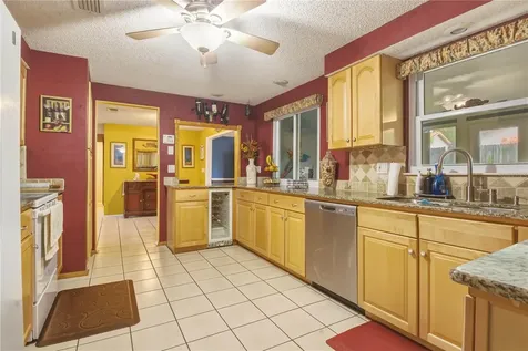 391 Walnut Court Palm Harbor FL 34683