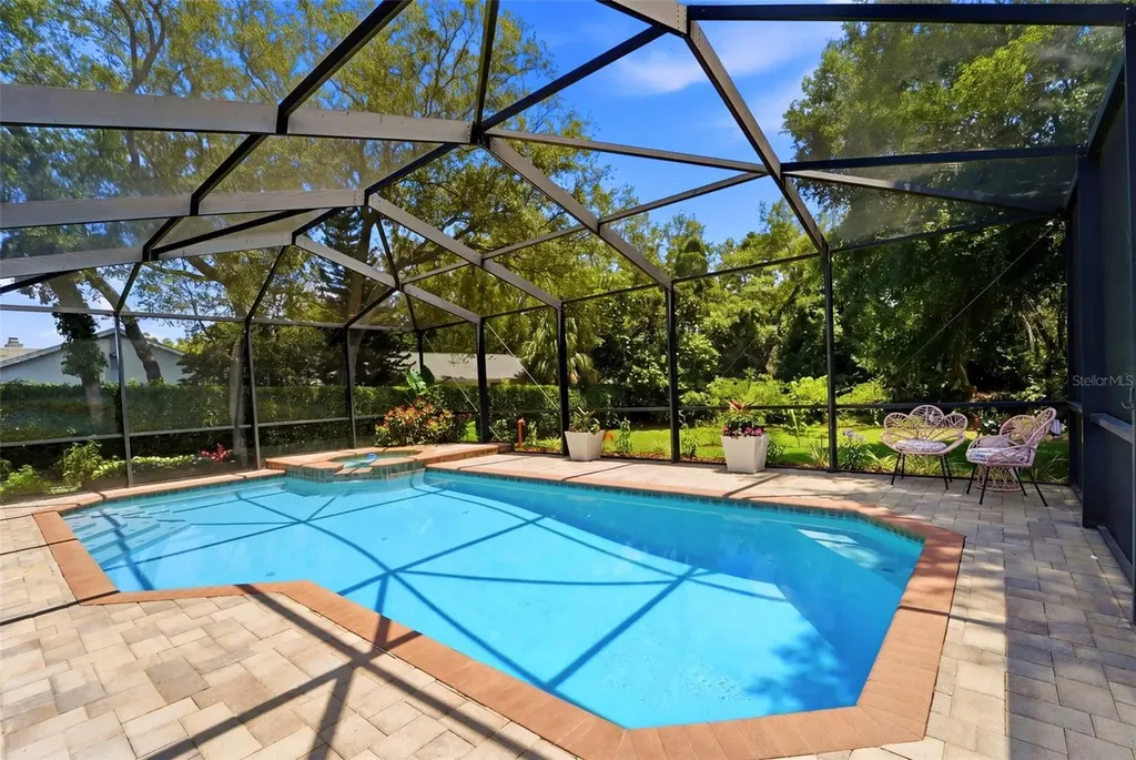 1709 Gulf Road Tarpon Springs FL 34689