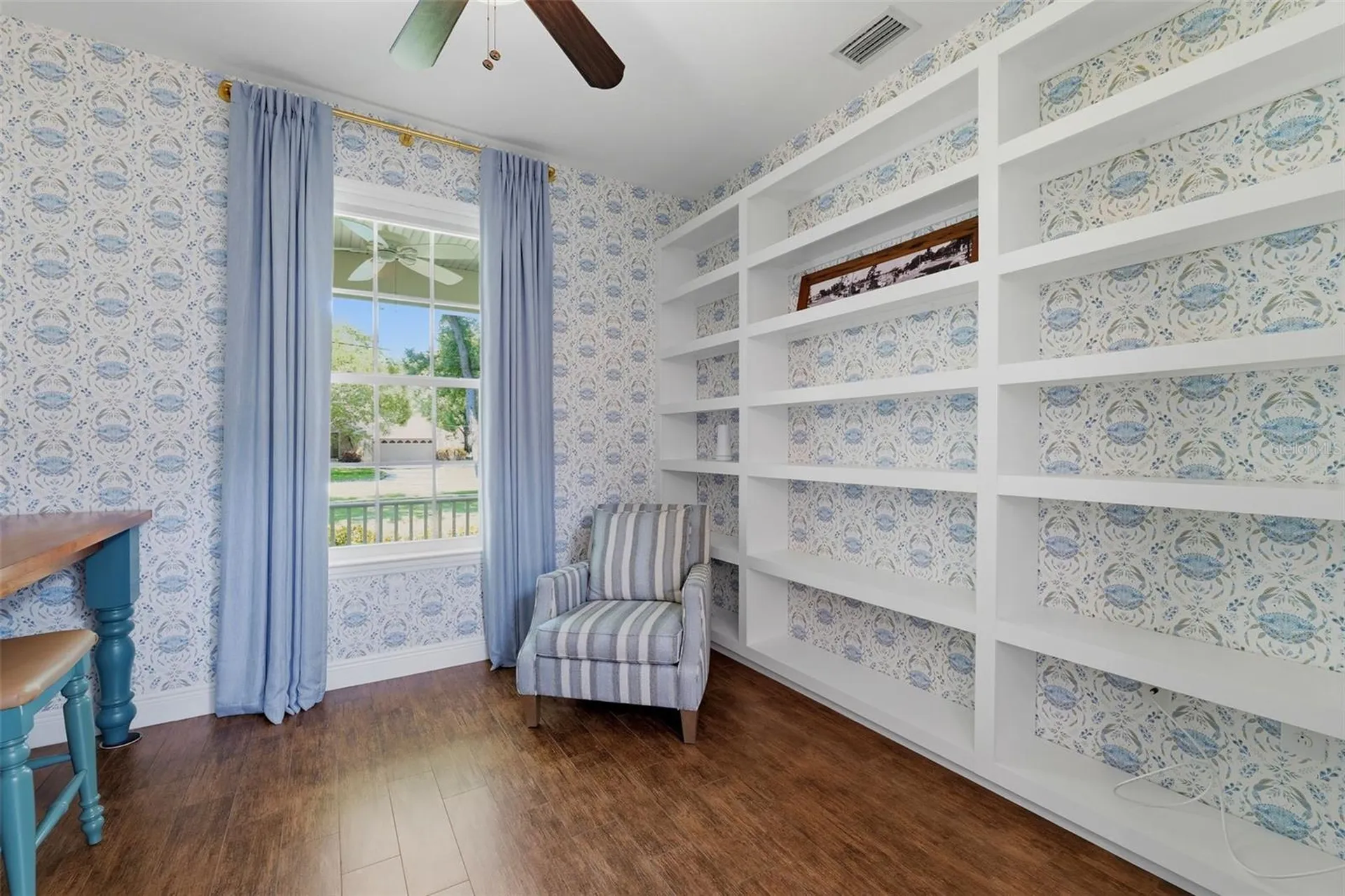 1709 Gulf Road Tarpon Springs FL 34689