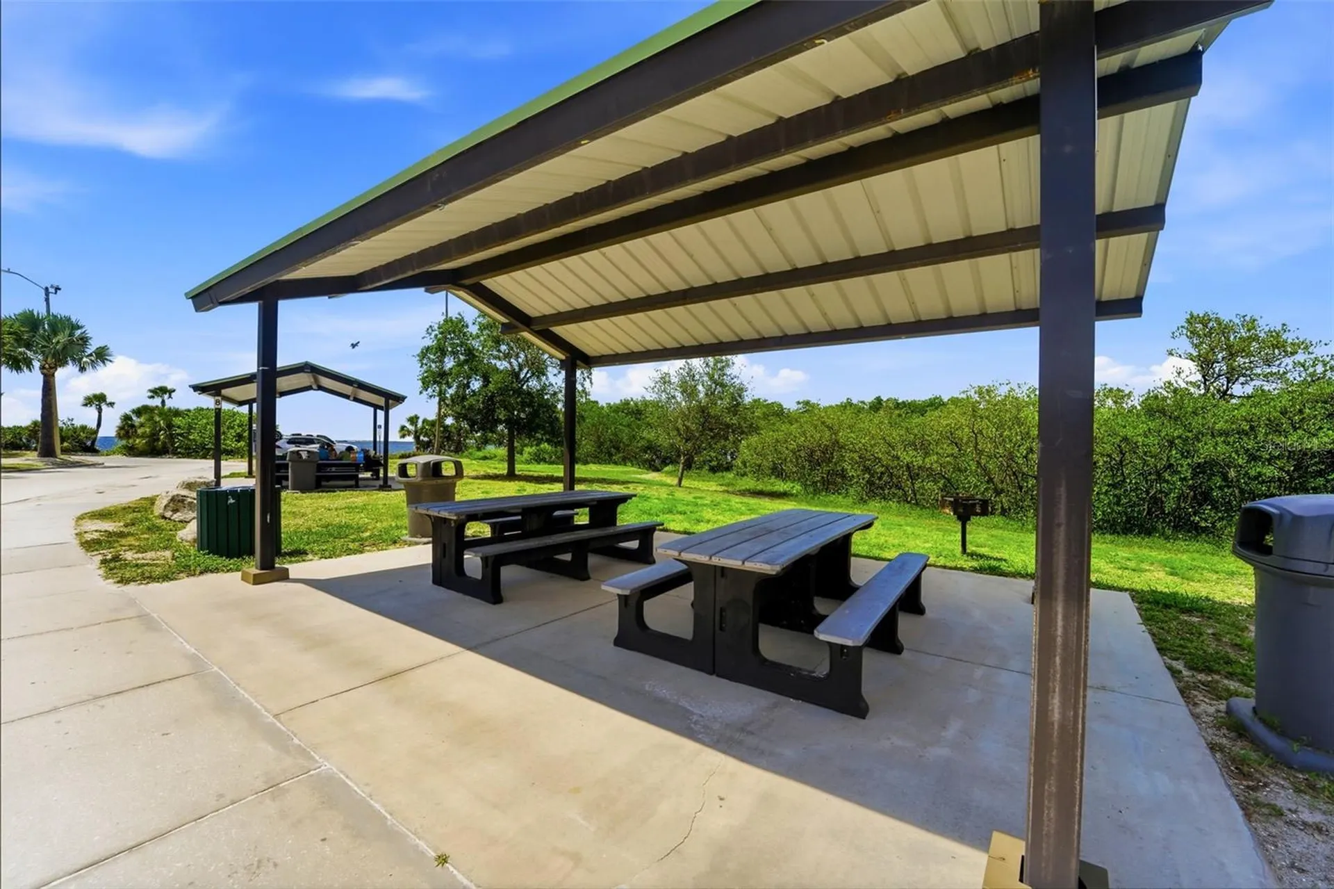 1709 Gulf Road Tarpon Springs FL 34689