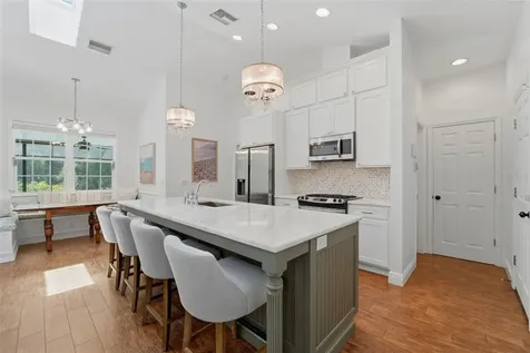 1709 Gulf Road Tarpon Springs FL 34689