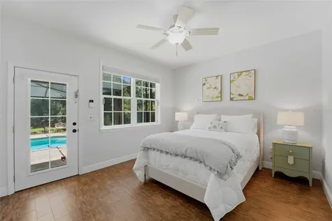 1709 Gulf Road Tarpon Springs FL 34689