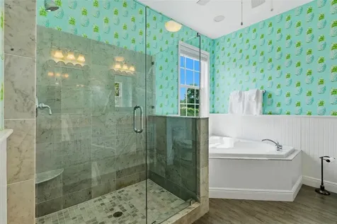 1709 Gulf Road Tarpon Springs FL 34689