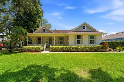 1709 Gulf Road Tarpon Springs FL 34689