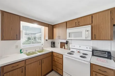 3904 Redwood Drive Holiday FL 34691