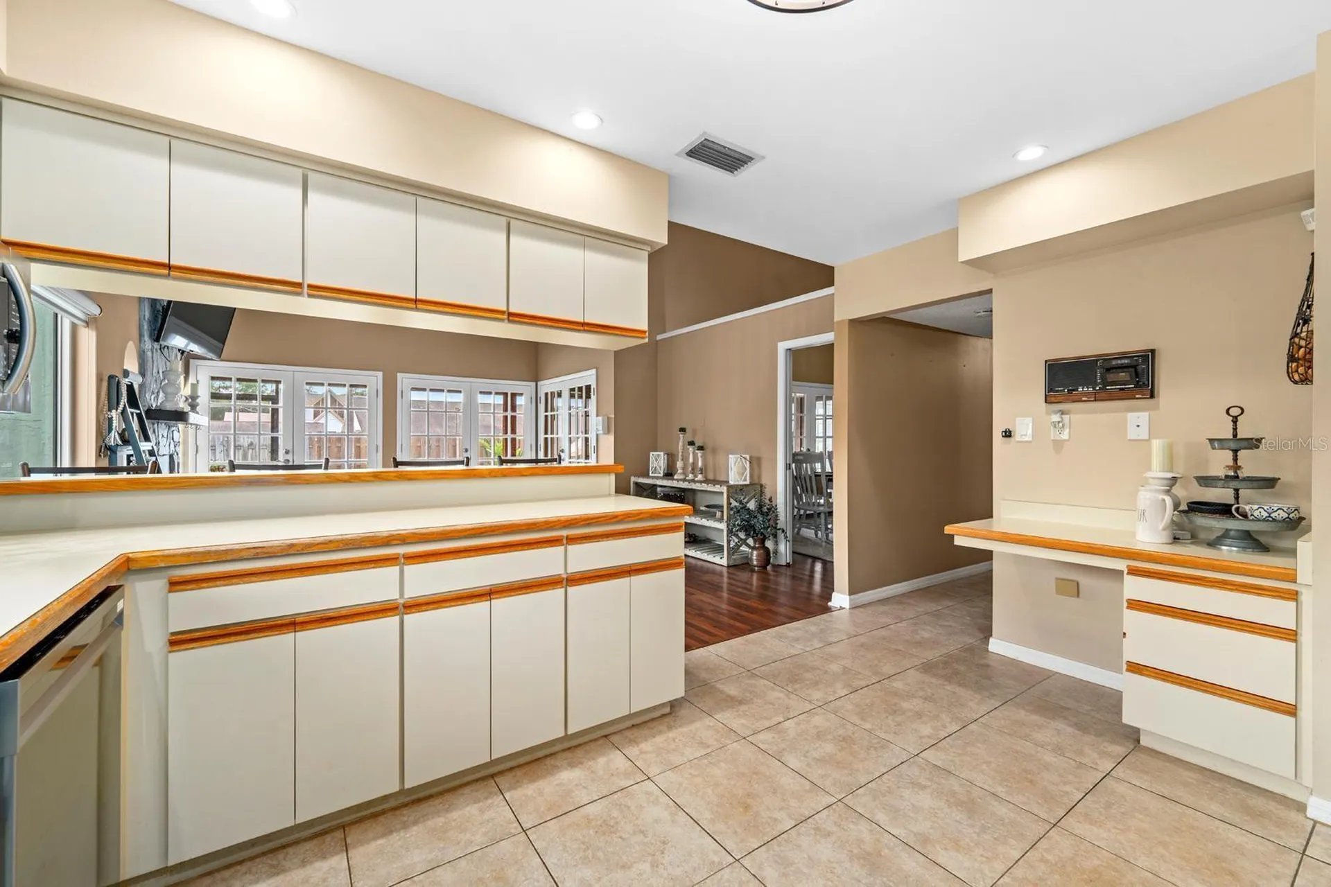 1307 Lenna Avenue Seffner FL 33584
