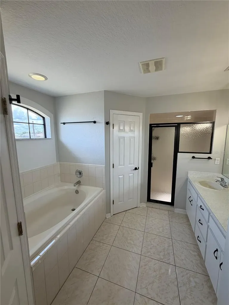8871 Pebblebrooke Drive Lakeland FL 33810