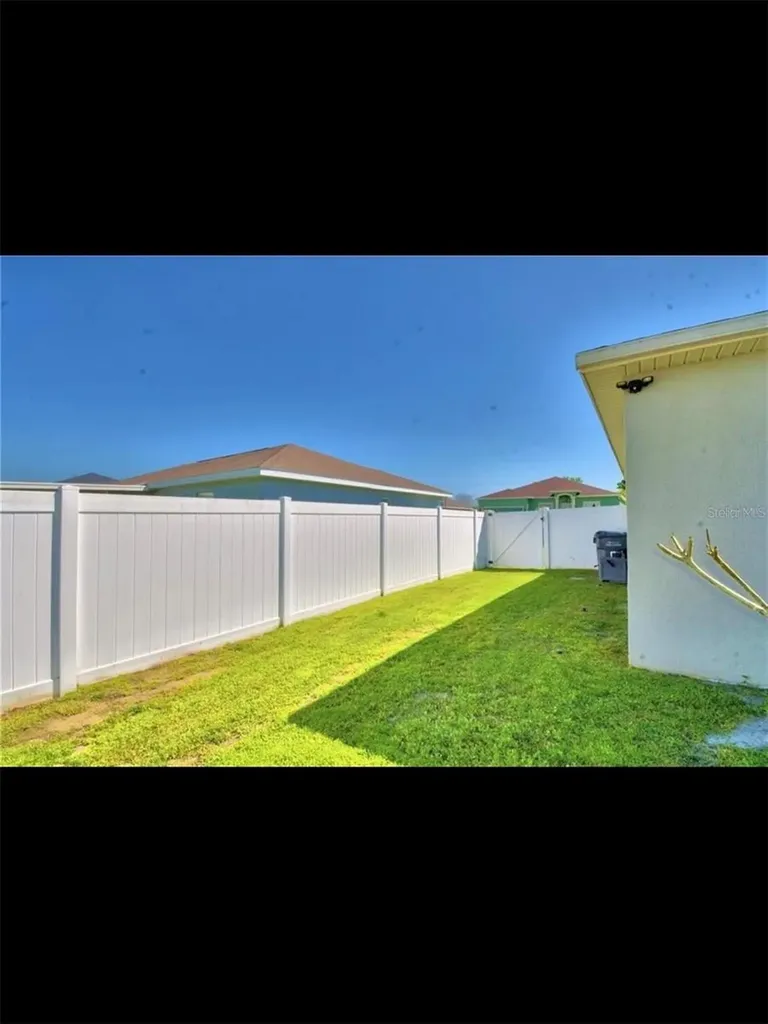 8871 Pebblebrooke Drive Lakeland FL 33810