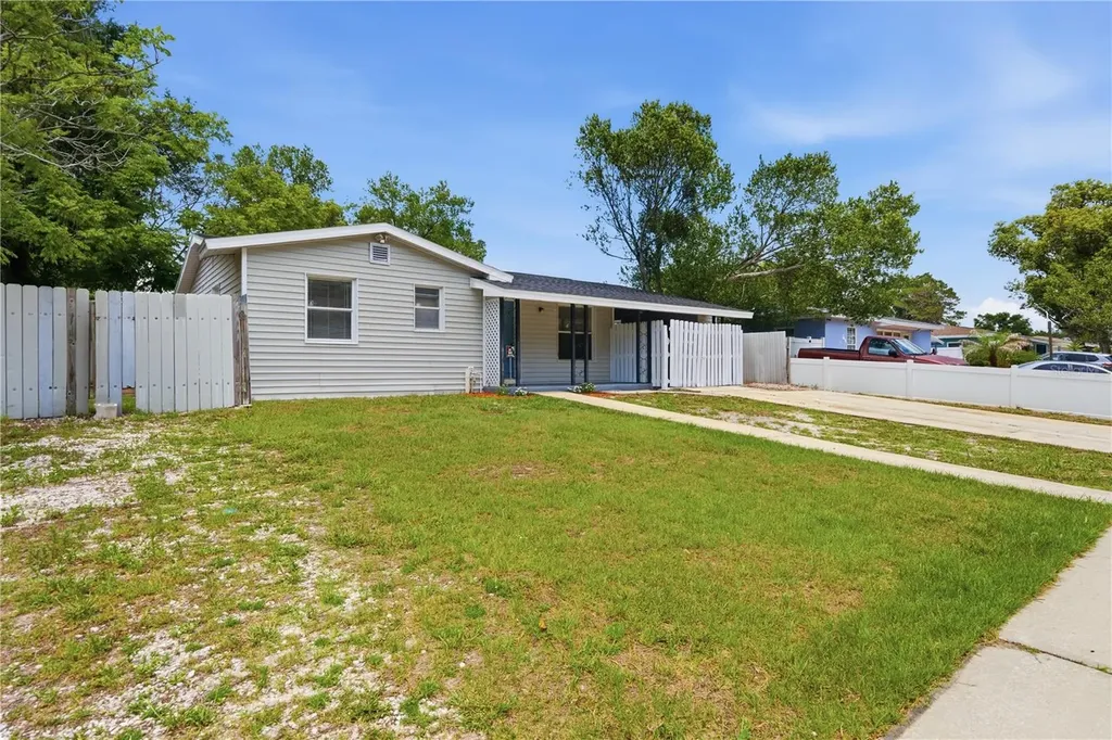 1646 Brady Drive Deltona FL 32725
