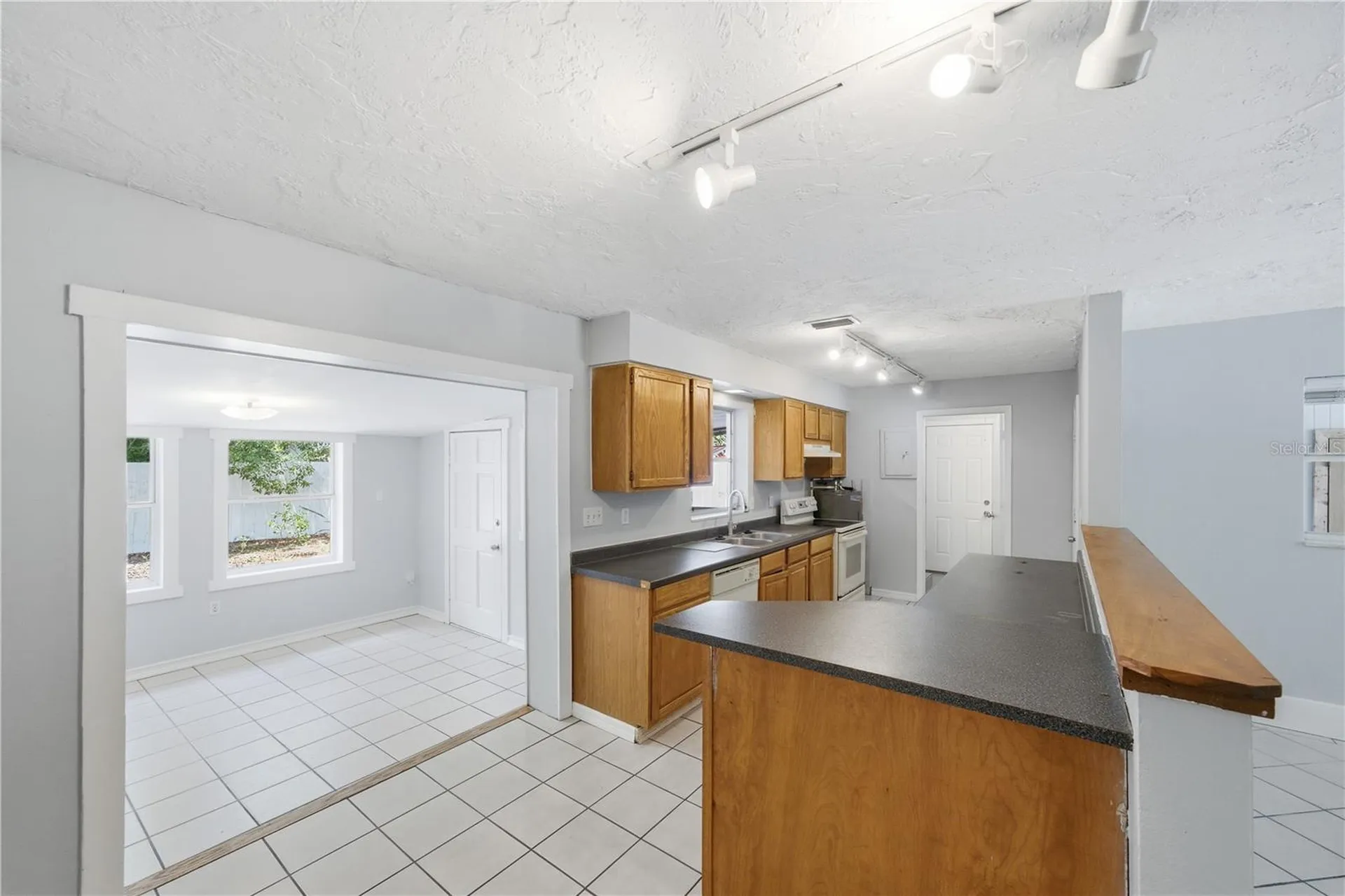 1646 Brady Drive Deltona FL 32725
