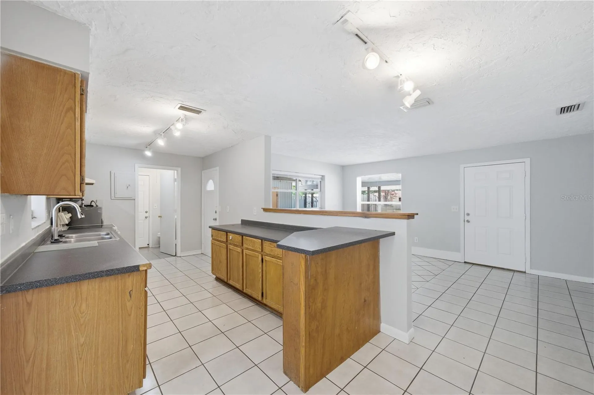 1646 Brady Drive Deltona FL 32725