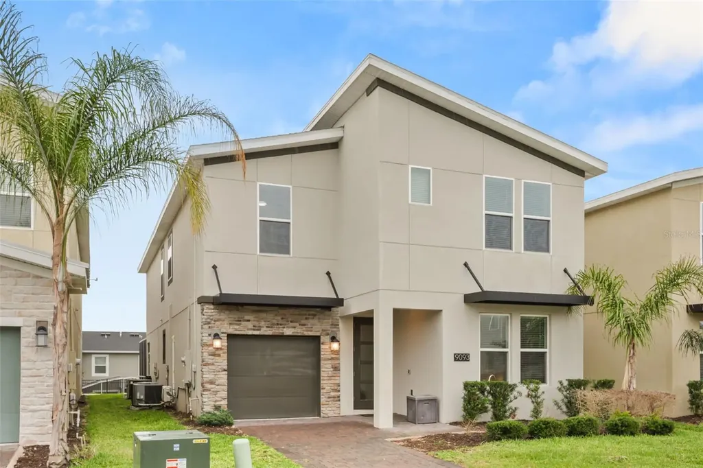 9093 Sommerset Hills Drive Davenport FL 33896