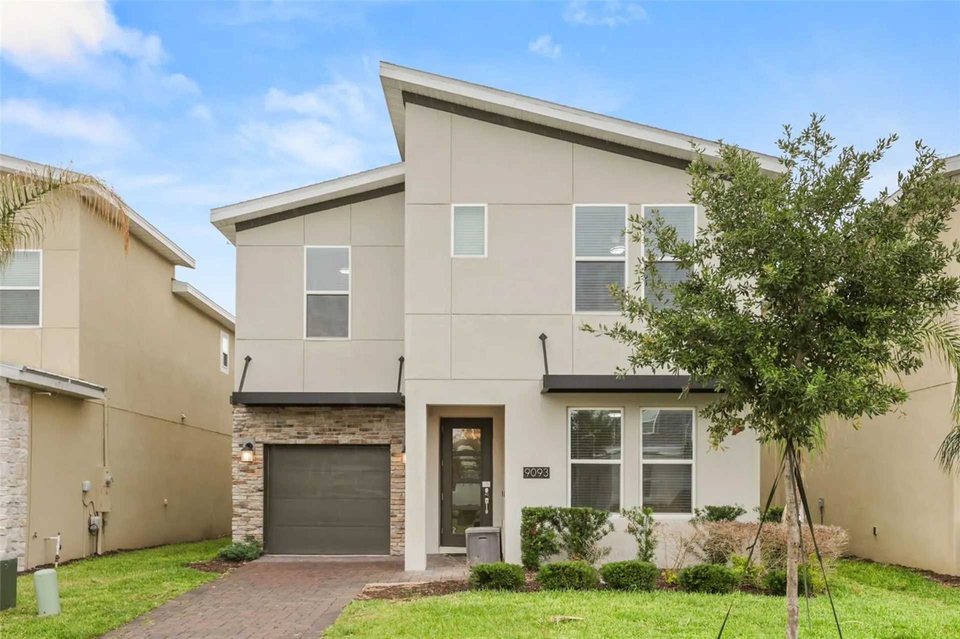 9093 Sommerset Hills Drive Davenport FL 33896