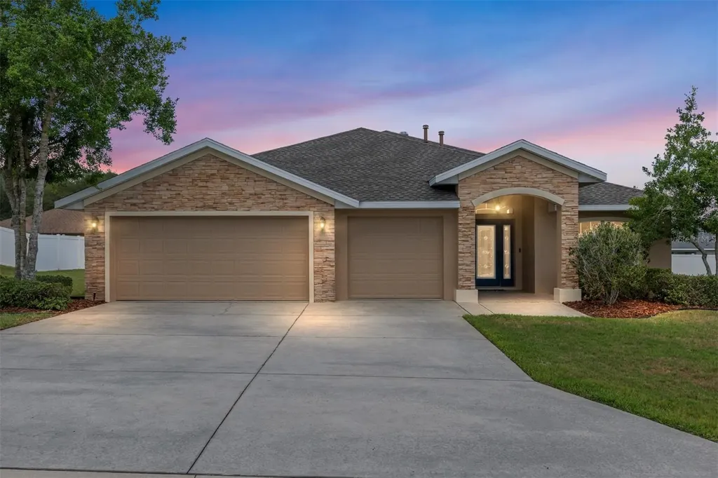 915 SE 69th Avenue Ocala FL 34472