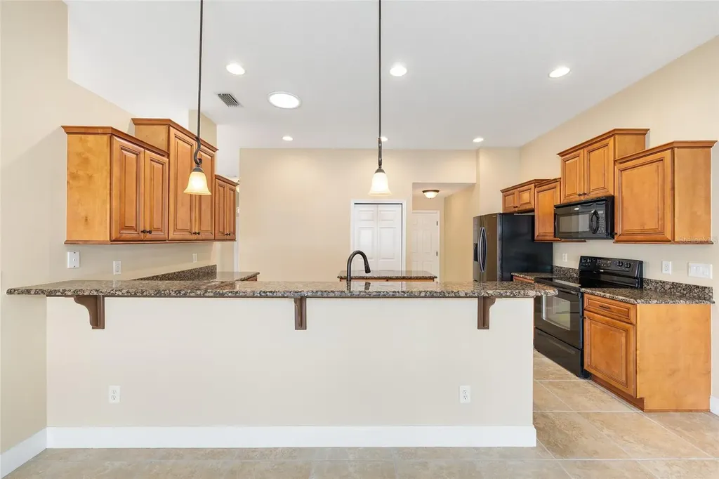 915 SE 69th Avenue Ocala FL 34472