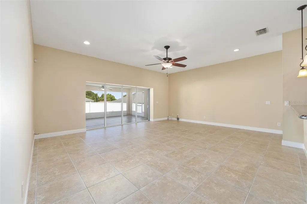 915 SE 69th Avenue Ocala FL 34472
