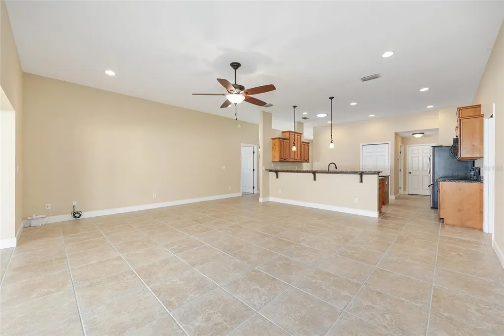 915 SE 69th Avenue Ocala FL 34472